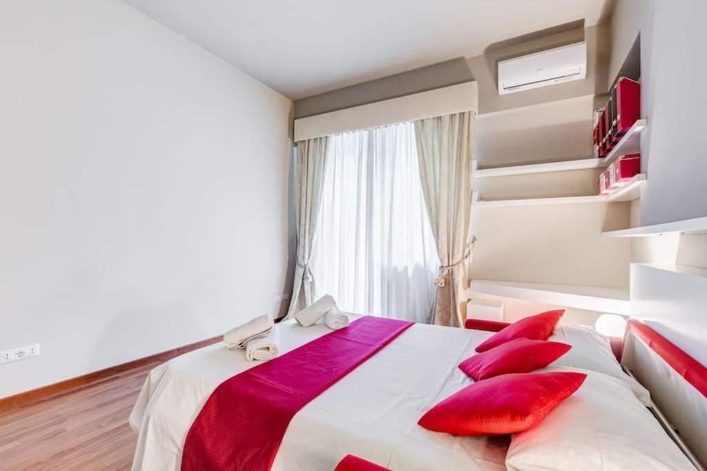 Exclusive Apartment In Eur Lake Róma Kültér fotó