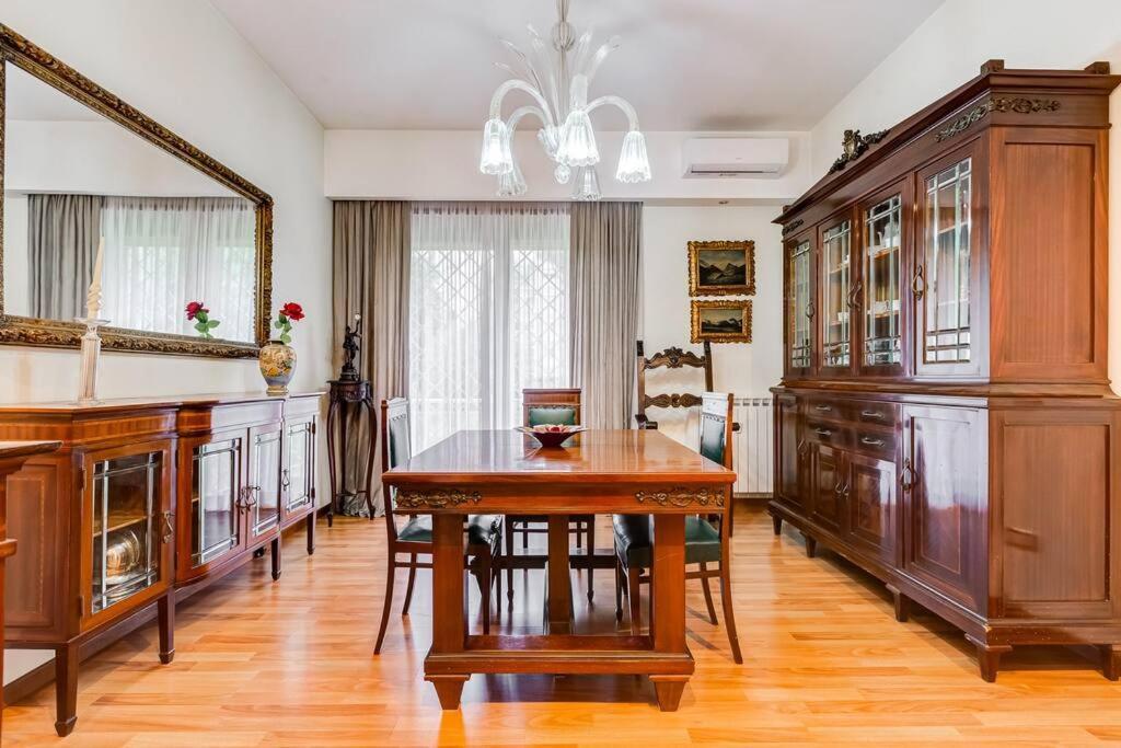 Exclusive Apartment In Eur Lake Róma Kültér fotó